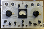 Parmi les derniers mod&egrave;les r&eacute;f&eacute;renc&eacute;s : Service Instruments - 
