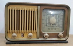 Parmi les derniers mod&egrave;les r&eacute;f&eacute;renc&eacute;s : Audioson-Radio - 