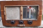Parmi les derniers mod&egrave;les r&eacute;f&eacute;renc&eacute;s : Téléson-Radio - 